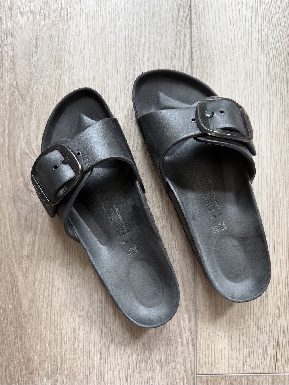Birkenstock Essentials big buckle Madrid
